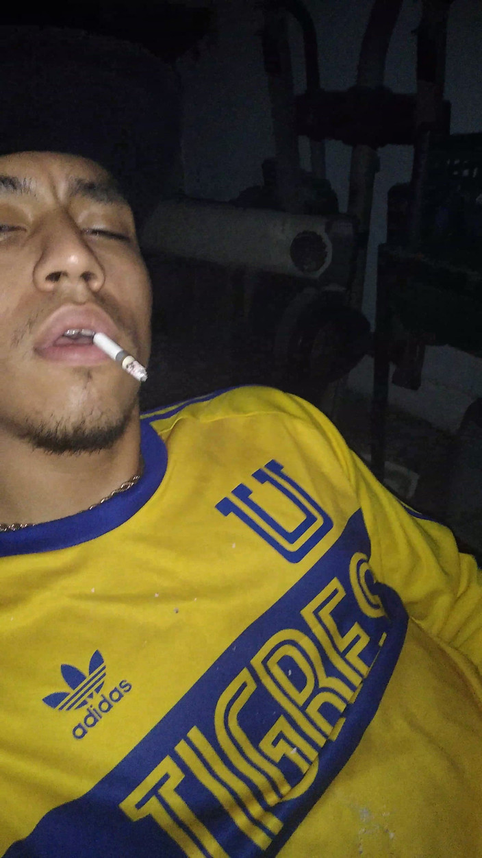 AlexAlejandro13: Saturday Smoking Masturbation