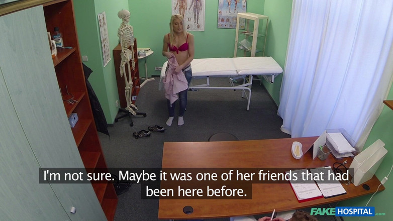 Fake Hospital: Fake hospital - rubia con curvas con un culo burbujeante toma...