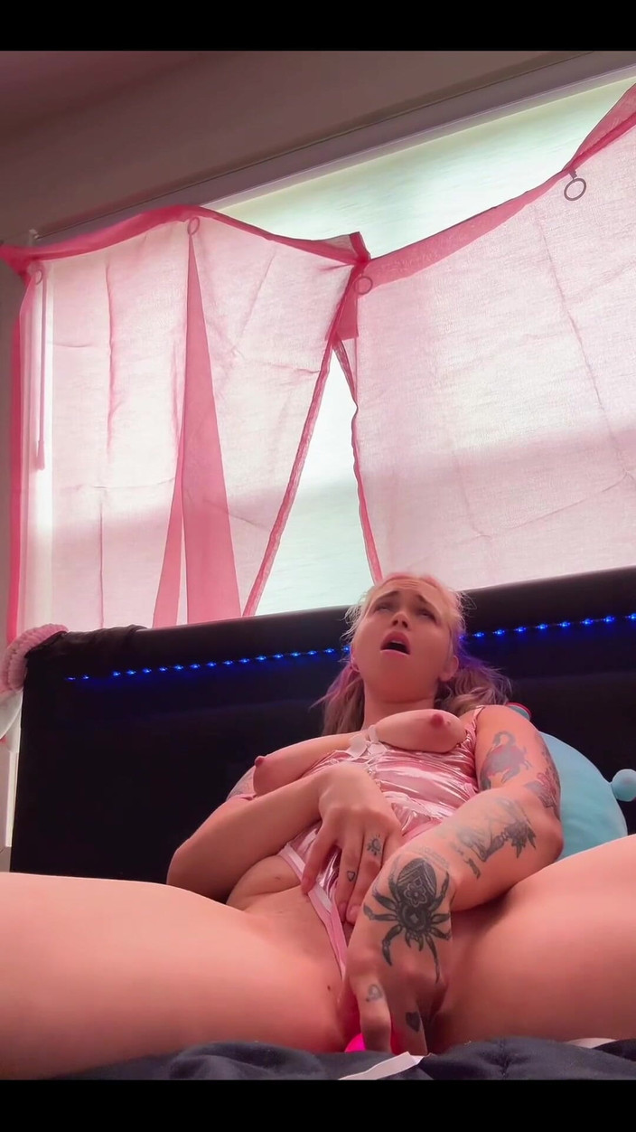 MimiBrooke: Sledujte, jak se udělám