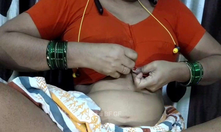 Manoj12015: Apki Bhabhi Ki Chut Ka Maze Lo