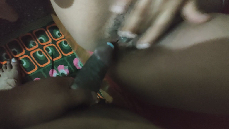 Reena Hottie: Desi moglie cazzo duro