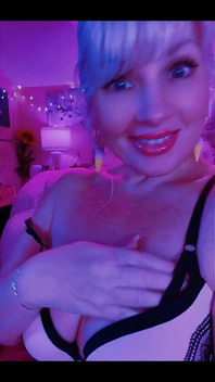 Happy Titty Tuesday Babeeeey