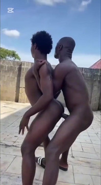 내 자지를 빨아주는 육덕 거유녀