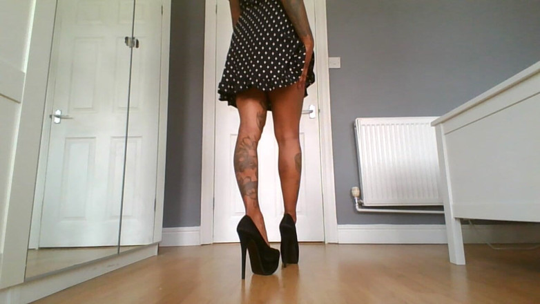 BabeXX69XX Asian MILF: Summerdresss Highheels Kaki Creamypussy