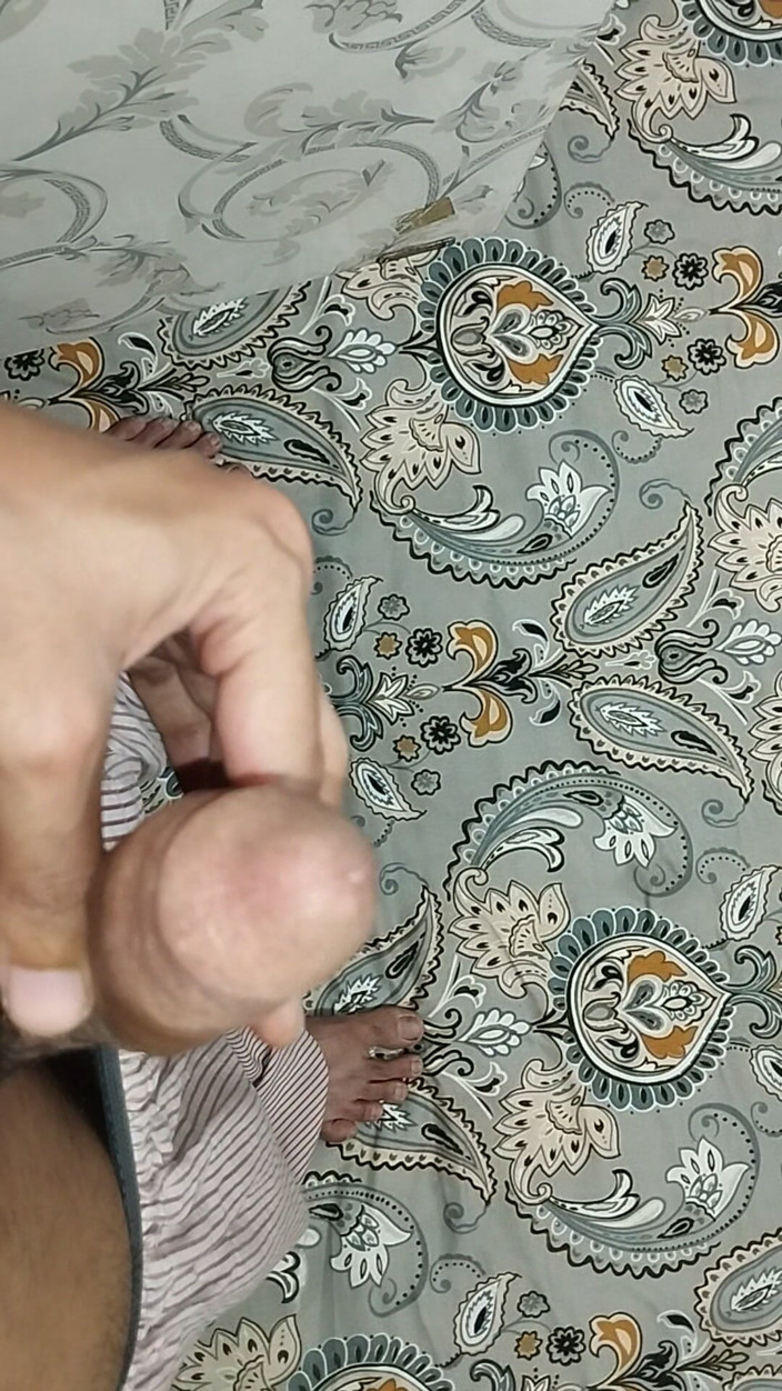 Yourshotguy: Indian Boy Pink Dickhead Massage