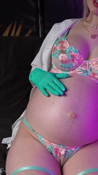 Suster hamil! Sarung tangan lateks dan orgasme hot