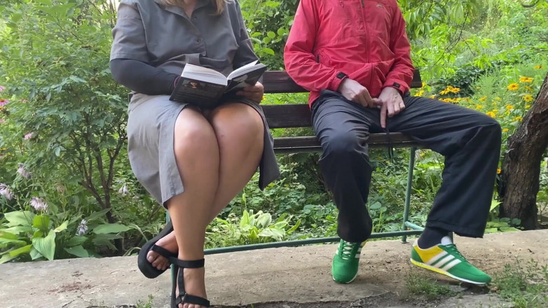 OurFetishLife: Moja macocha pomaga mi przygotować się do egzaminu z literatury