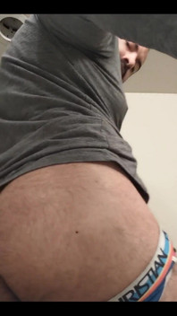 A Quick Hump Day Vid for Y'all.