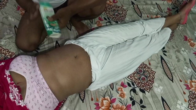 Manjushukla: Bhabhi panas dan seksi baru berkongkek injoy.