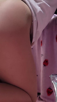 Ragazza Trans Con Un Sedere Enorme Indossa Le Calze