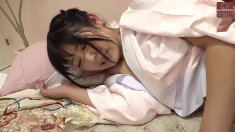 J Hentai Matings: Shy Kimono Beauty Picked up and Introduced to a Thrilling...