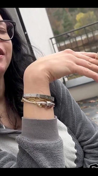 Sabah ilk sigara ve çok sert meme uçlarım çünkü eksi dışarıda video 08:13 dakika
