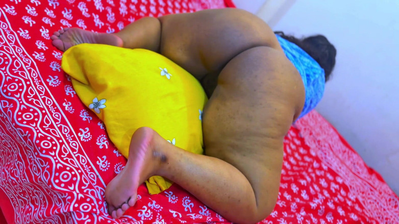 Aria Mia: Árabe muçulmana empregada gostosa transando na cama do hotel, então...