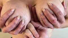 Mistress Mary: Kan du känna hur hårda mina bröstvårtor är