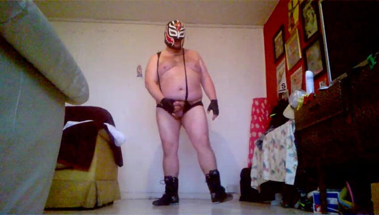 B A Bear: Fetter Wrestler Wichst Und Zeigt Loch
