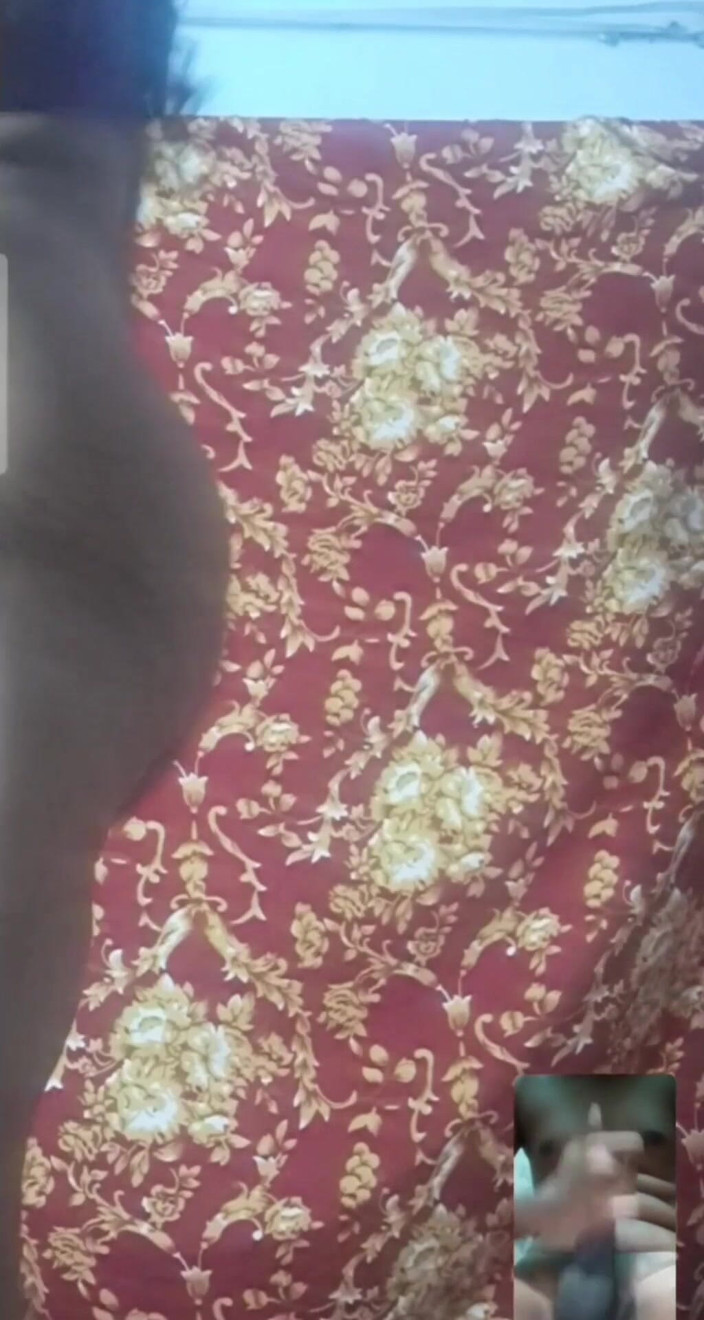 Jayaselvi: Panggilan Video Bogel Makcik Coimbatore