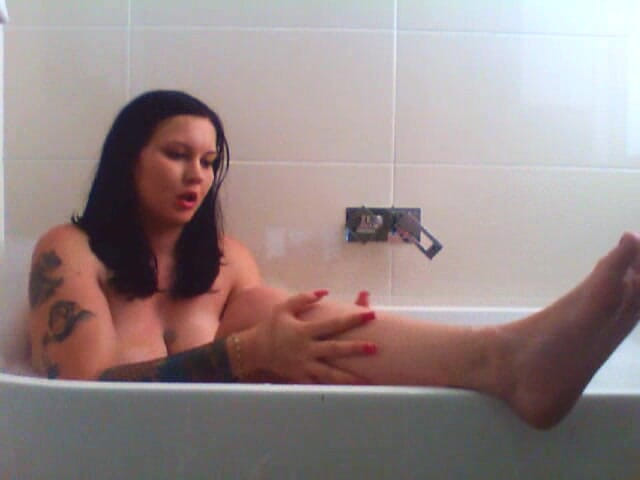 MissFFW: In der badewanne geil werden