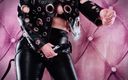 Arya Grander: Sexy dominatrix de cuero le encanta entrenarte con cinturón en...