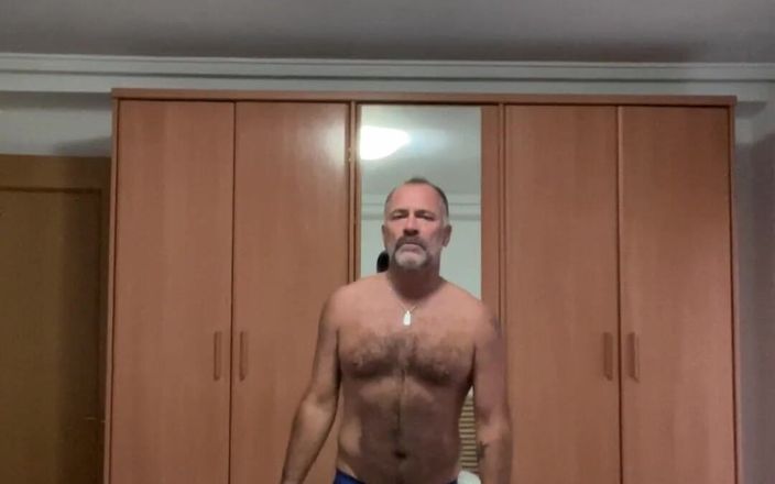 Daddybearvlc: Bed Boys的时间
