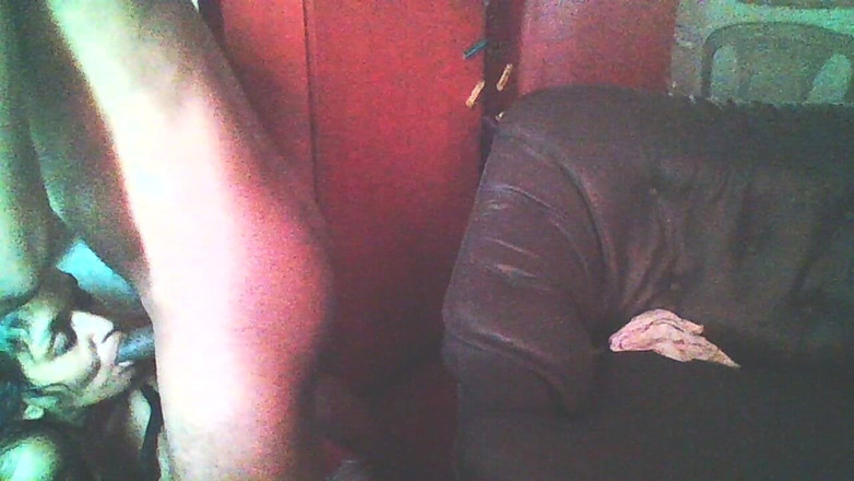 Redina: Minha tia é viúva sozinha, eu fiz a Hwer um sutiã...