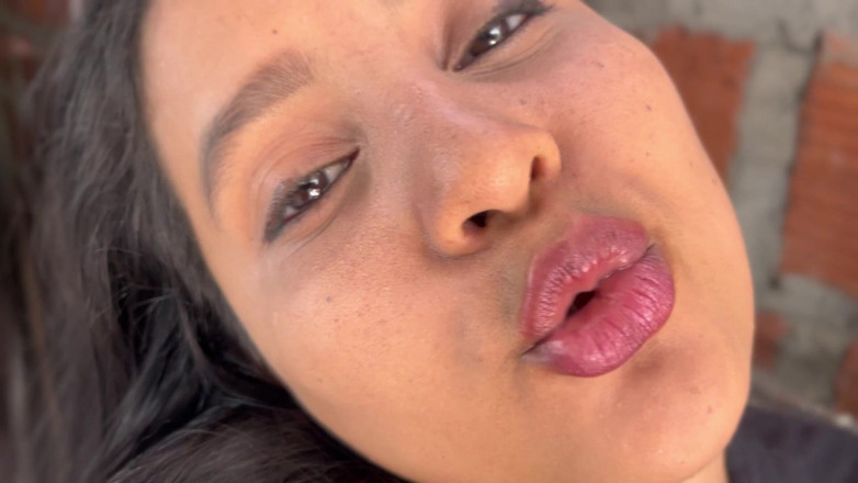 Gilversexy: Beni arzulur musun? Bana sahip olmak ister misin? Yapabilirsin