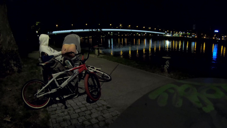 DedeDeville: Opravdu riskantní a rychlý amatérský sex s mým nevlastním bratrem,...