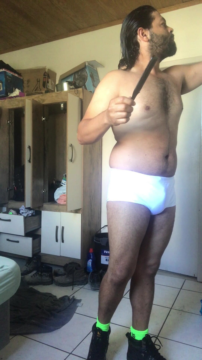 i7Bernard: Trying Out New Swim Trunks and Boots. Exercises and Stretches.