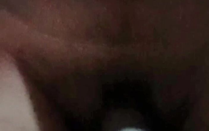 Kamu: Quan hệ tình dục qua đường hậu môn trong phòng tắm