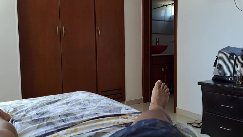 Madame Marie: La Matrigna Esce Dalla Doccia Pronta a Scopare Un Grosso...