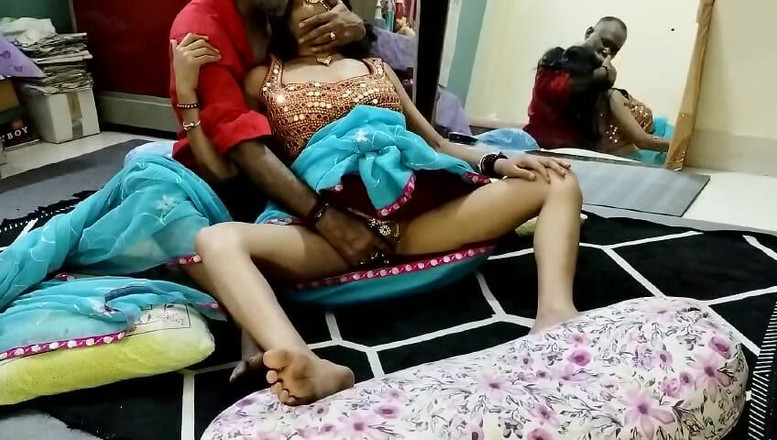 Anar Kali: Indyjski Desi Bhabhi Romans jej przyrodni ojciec gorące cycki Nippal...