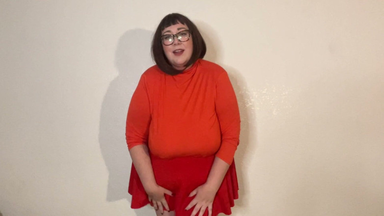 cutejayne: BBW Velma Tries to Make You Cum