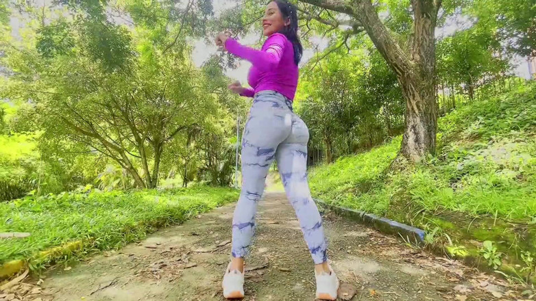 Jenifer Play: Modelo Colombiana De 23 Anos Faz Sexo Anal Duro Com Personal...