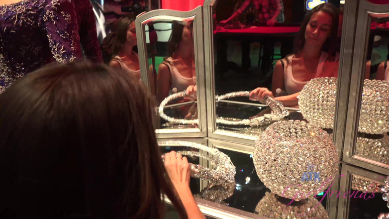 ATK Fans (Girlfriends): Virtual vacation in las vegas with cassidy banks part 1