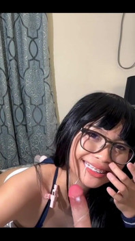 Met an E-girl From a Dating App