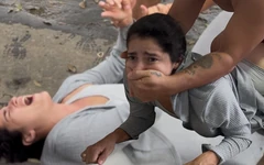 मेरे पड़ोसी को प्राथमिक उपचार क्योंकि वह दुर्घटनाग्रस्त हो गई