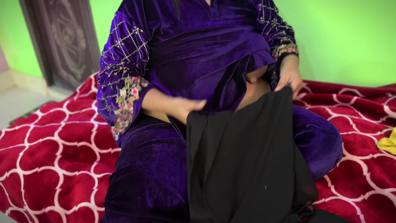 Your Boy's Cum: Awek Arab Muslim dari Tinder dia mahu dikongkek oleh lelaki...