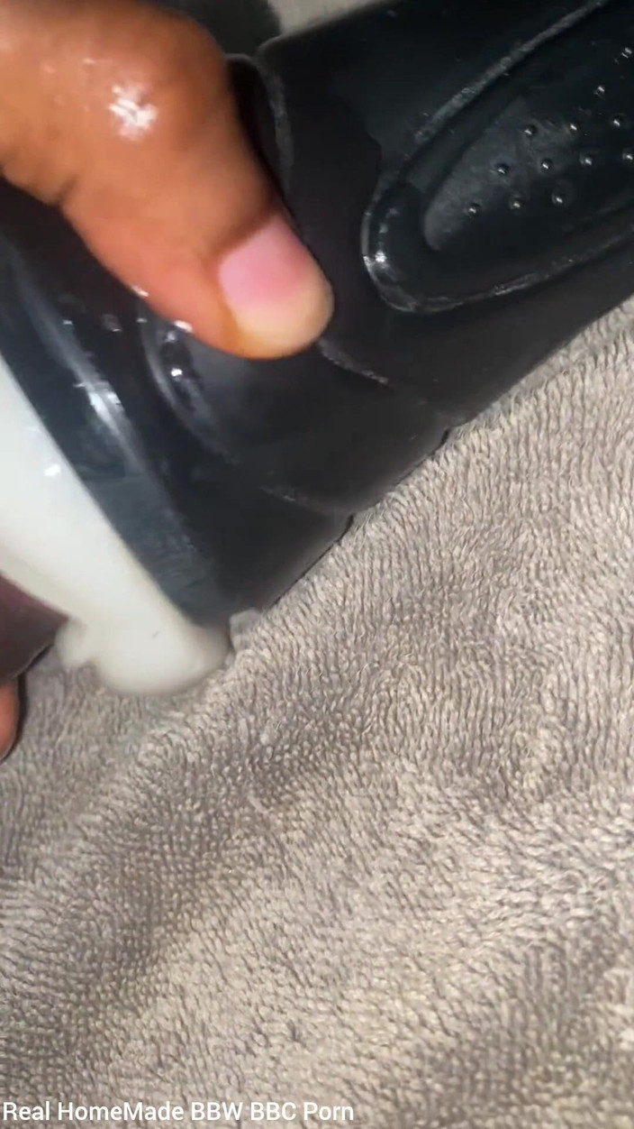 Big black cock BBCee: Fodendo minha buceta falsa da minha tocha