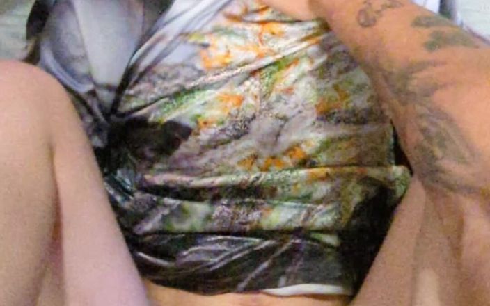 Richelle Rose: Rashoer wordt gebruikt en haar anticonceptie wordt eruit gegooid. Geneukt...