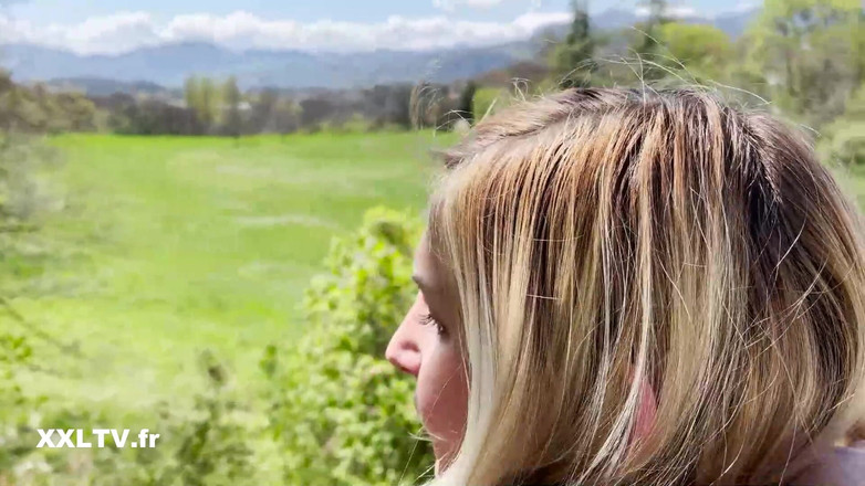 XXLTVFR: Rapidito en la naturaleza con Chloe Duval