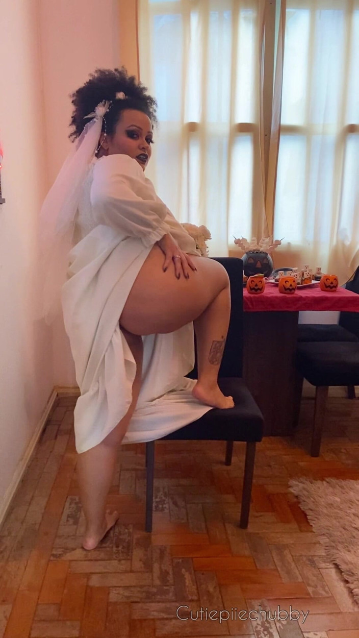 Cutiepiie Chubby: Halloween dunkle braut strip-twerk