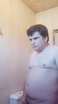 Traté de beber mi orina, pero no subió lo suficientemente fuerte en mi boca.