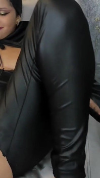 Dildo Dalam Pussy Jauh