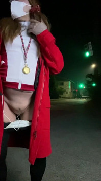 No225 Exhibitionist Walk in Bloomers