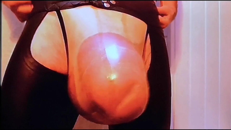 Monster_Meat_: Un jock en caoutchouc rebondit sur de la musique