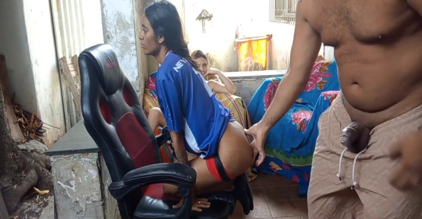 Sapatinha: Jasmine Santanna in haar kont neuken terwijl haar lesbische stiefbroer...