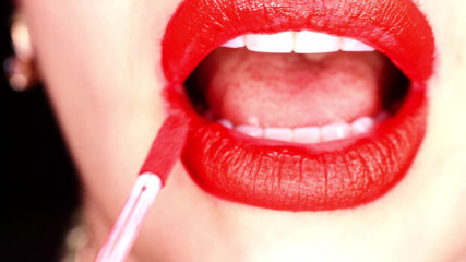 Goddess Misha Goldy: 4K Applying red lipstick and smoking hookah on black background