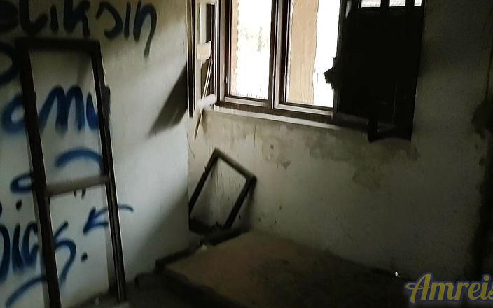 Amreis: Jalan-jalan berujung dengan penjelajahan di gedung bekas dan orgasme dahsyat