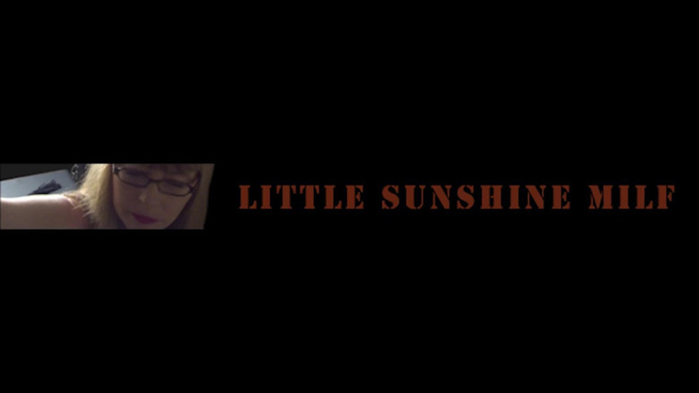 Little Sunshine MILF: Macchina del sesso doppia penetrazione