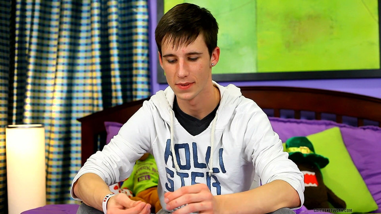 Lollipop Twinks: Uma entrevista "mordendo" com Adrian