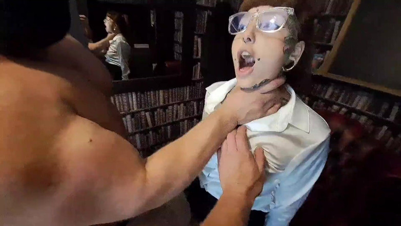 Yourfavecumslut: 2 typen 1 bibliothekarin, hardcore-fick und creampie